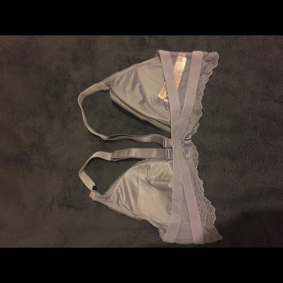 Victoria's Secret Violet Bralette - Picture 2 of 3